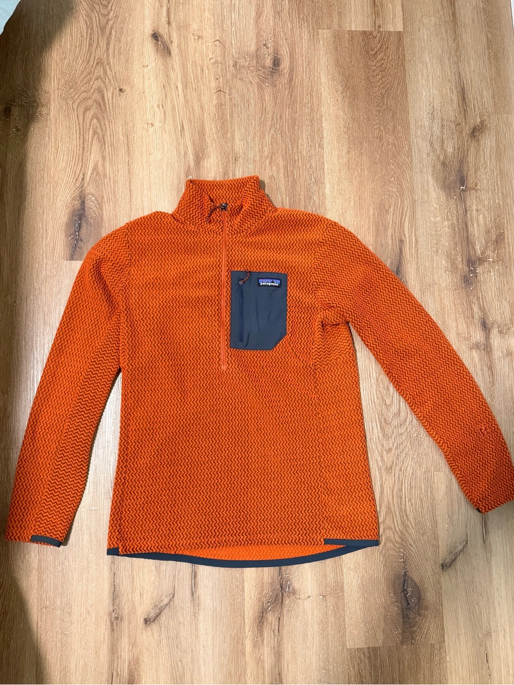 Patagonia R1 Air Half Zip Orange with Dark Navy Accents